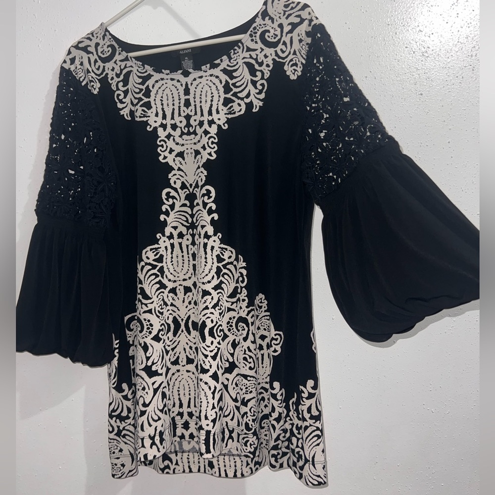 Womens Blouse
